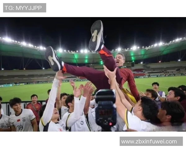 足球明星观看中国足球比赛视频分享他们的真实感受与建议